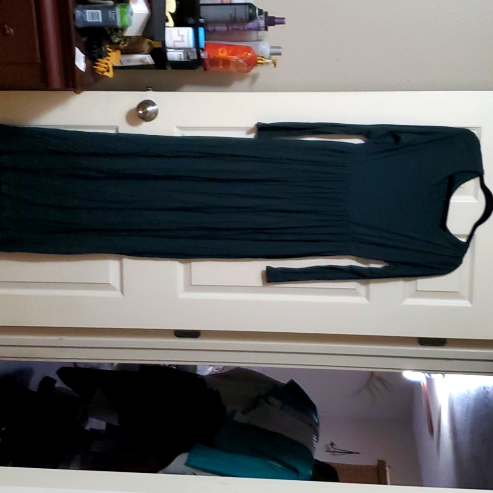 Green maxi dress